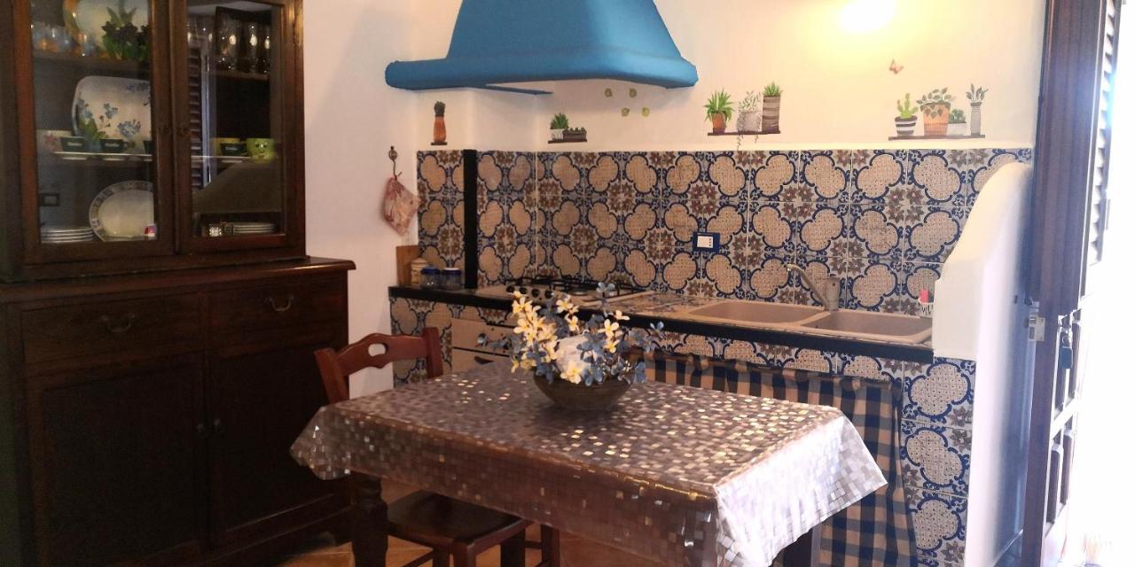 Agriturismo Pagliuzzo Устика Экстерьер фото