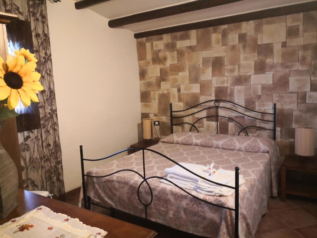 Agriturismo Pagliuzzo Устика Экстерьер фото