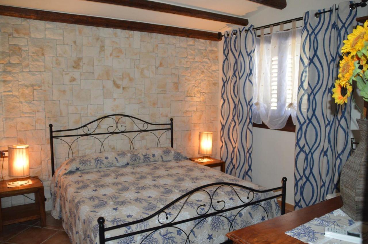 Agriturismo Pagliuzzo Устика Экстерьер фото